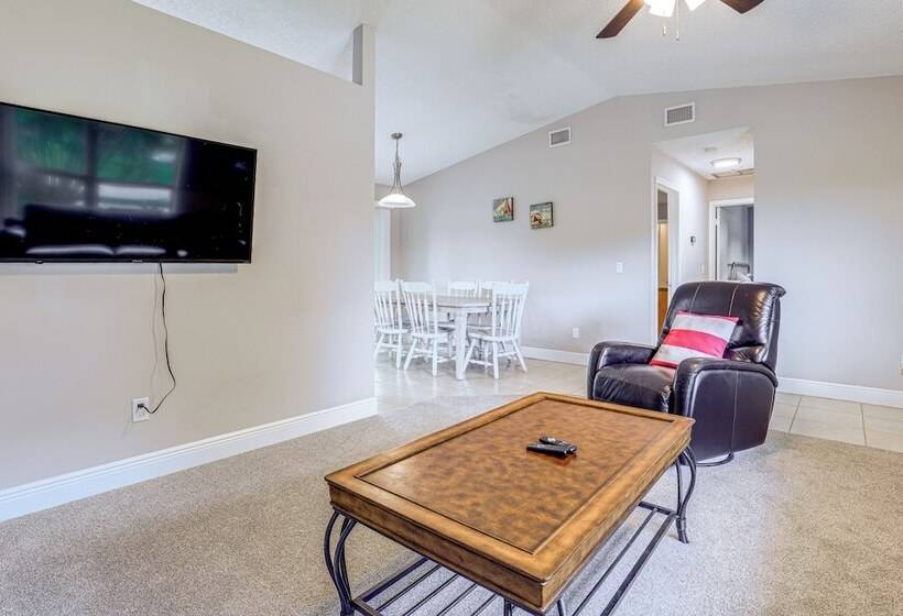 Private Pool: Dog Friendly Port St Lucie Home!