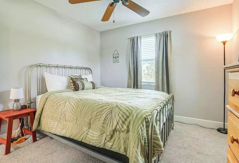 Private Pool: Dog Friendly Port St Lucie Home!