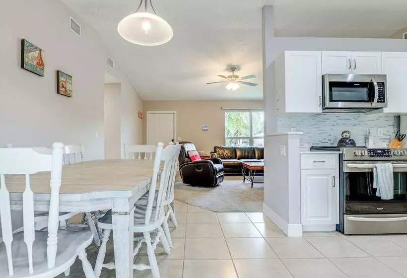 Private Pool: Dog Friendly Port St Lucie Home!