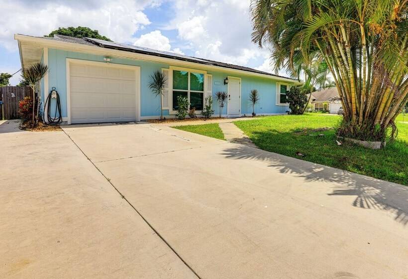 Private Pool: Dog Friendly Port St Lucie Home!