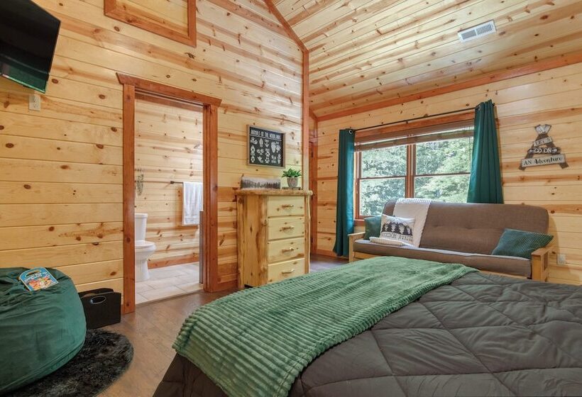 Evergreen Lodge By Avantstay Indoor Pool, Game Room & Theater