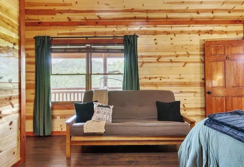 Evergreen Lodge By Avantstay Indoor Pool, Game Room & Theater