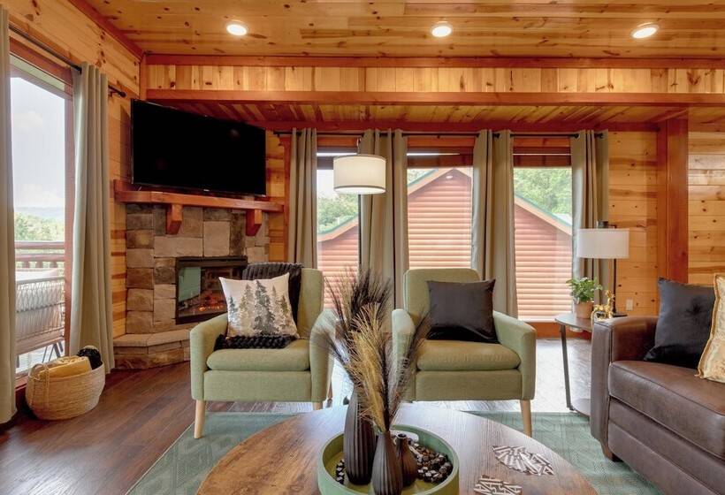 Evergreen Lodge By Avantstay Indoor Pool, Game Room & Theater