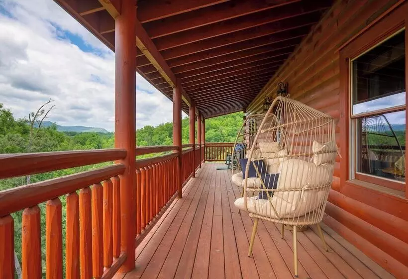 Evergreen Lodge By Avantstay Indoor Pool, Game Room & Theater