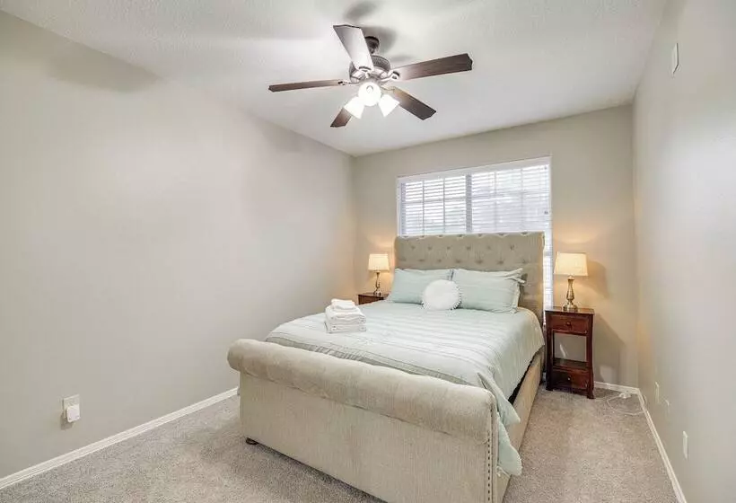 Expansive Home In Humble Near Lake Houston!