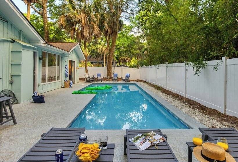 Hilton Hideaway By Avantstay Private Pool, Walk To Beach