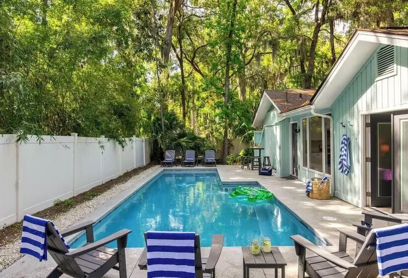 Hilton Hideaway By Avantstay Private Pool, Walk To Beach