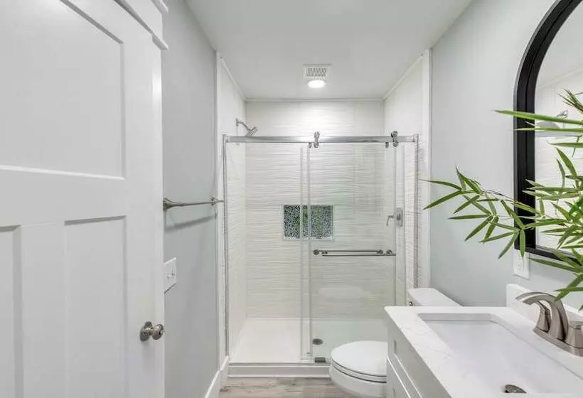 Hilton Hideaway By Avantstay Private Pool, Walk To Beach