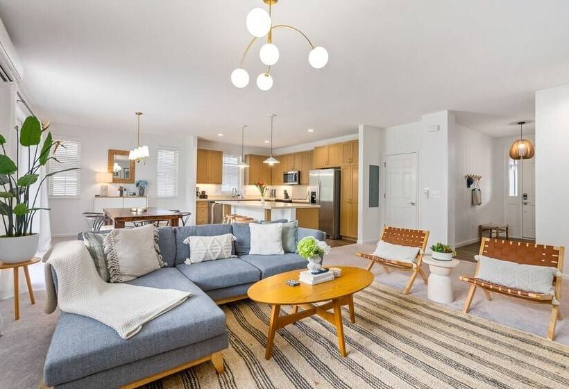 Holoholo By Avantstay Large Single Story W View