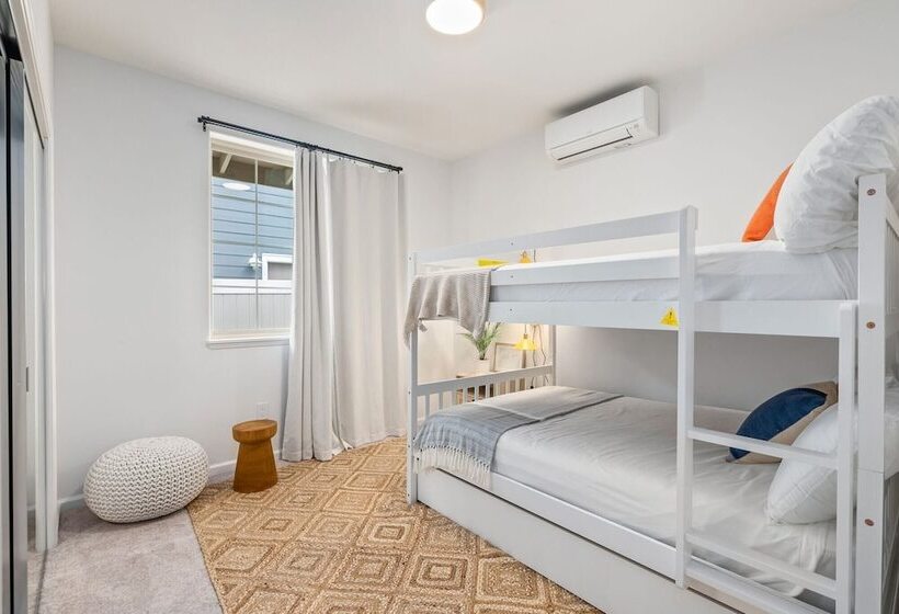 Holoholo By Avantstay Large Single Story W View