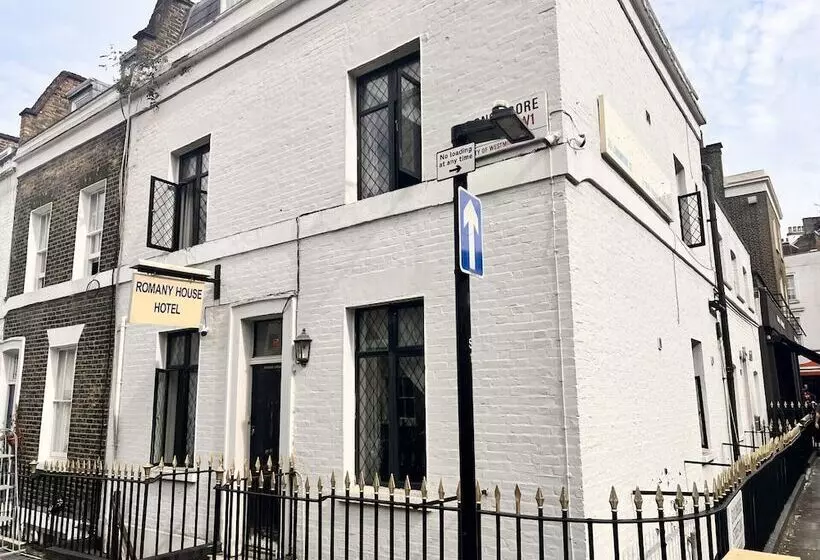 Hotelli Romany House