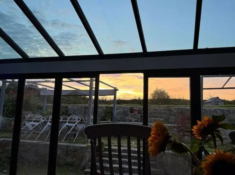 田舎風ホテル Farmhouse Annexe With Home Cooked Breakfast