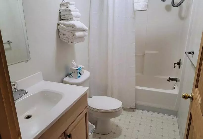 Hotelli Willamette Pass Inn & Chalets