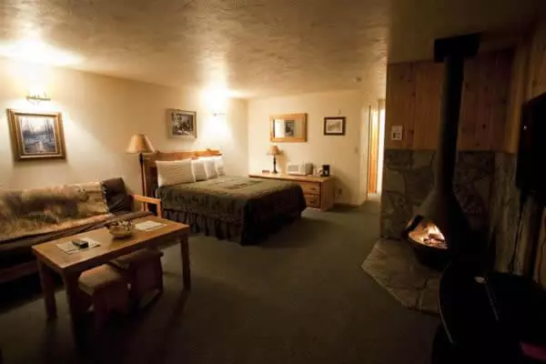 Hotelli Willamette Pass Inn & Chalets