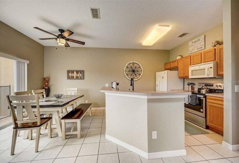 Last Minute Deal! Free Pool Heat! Encantada 87