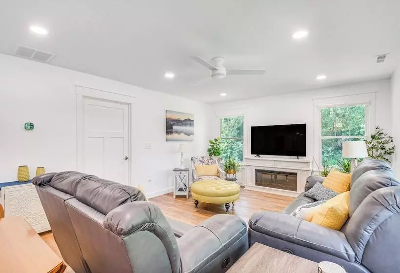 Newly Built Home Near Morrison Rockwood State Park