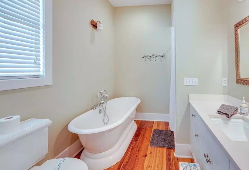 Beach & Pool Access: Peaceful St Teresa House