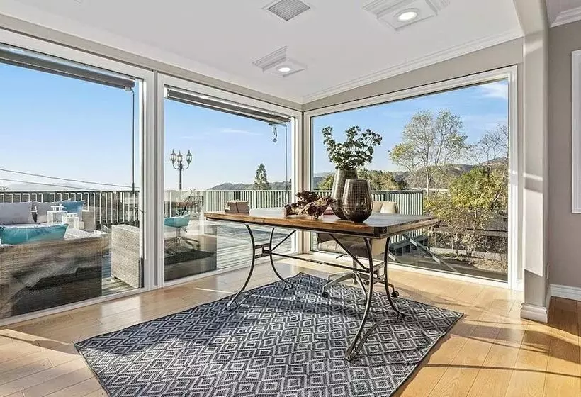 Majatalo Dream House In Pasadena