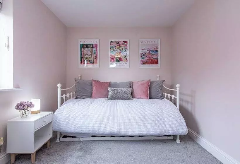 Majatalo Frome Gardens 17