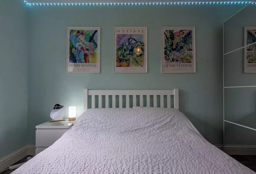 Majatalo Frome Gardens 17