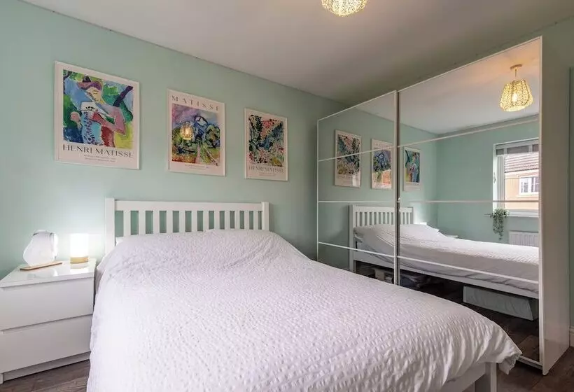 Majatalo Frome Gardens 17