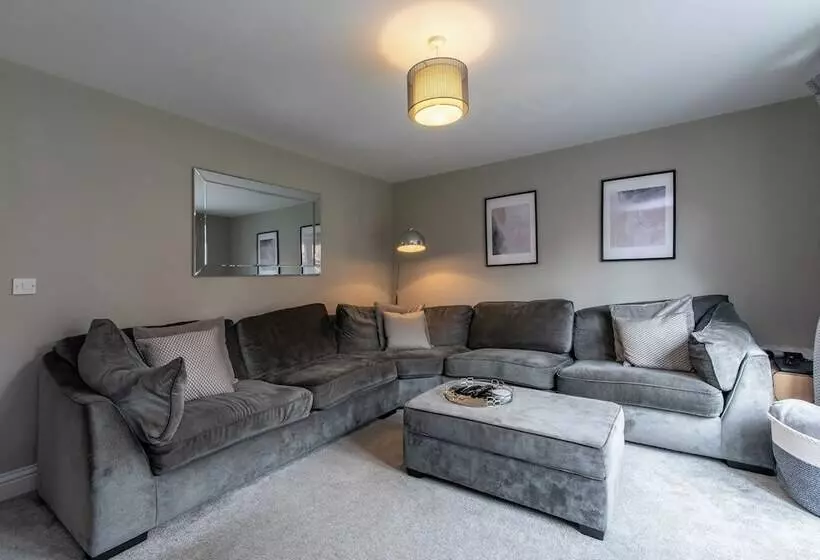 Majatalo Frome Gardens 17