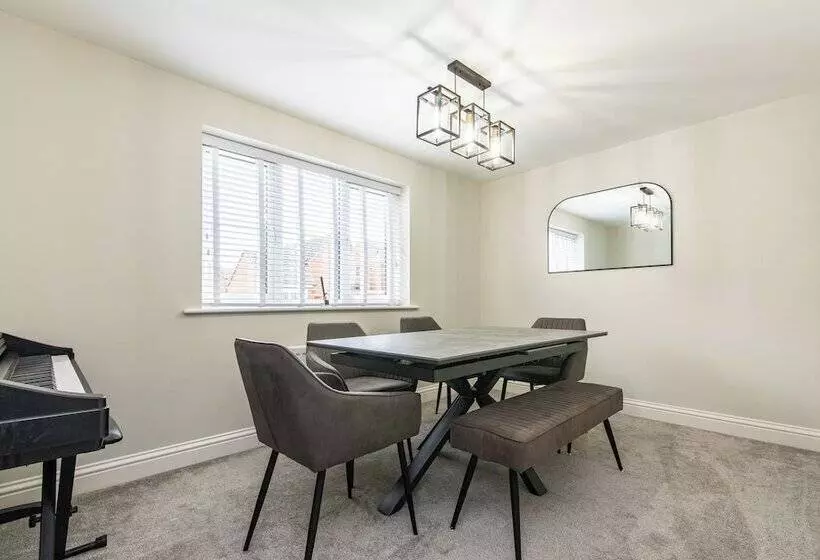 Majatalo Frome Gardens 17