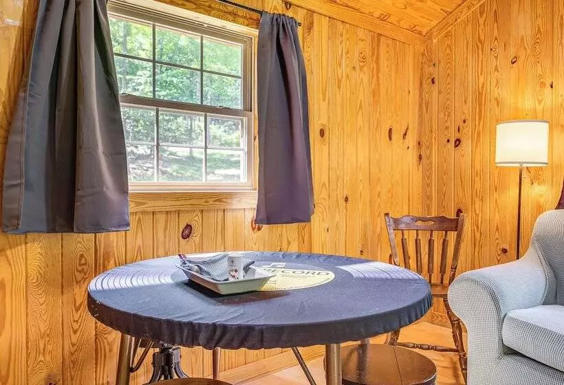 Serene Clarkson Cabin ~ 4 Mi To Nolin Lake Access!