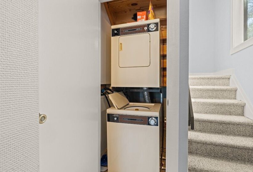 Slalom By Avantstay Walk To Ski Slopes!