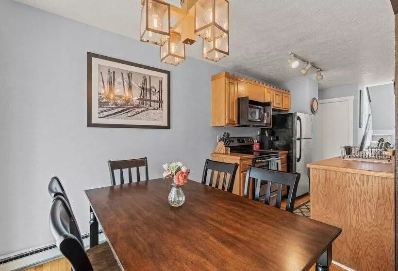 Slalom By Avantstay Walk To Ski Slopes!