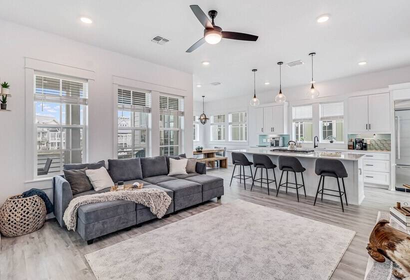 Suns Out Buns Out 113 Tea