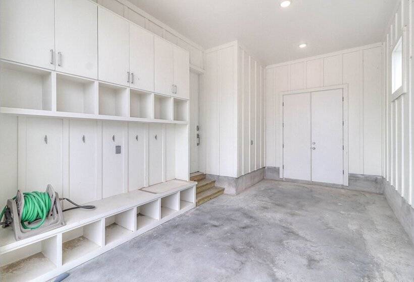 Suns Out Buns Out 113 Tea