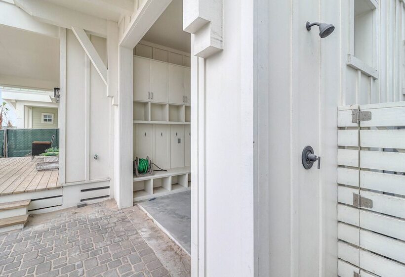 Suns Out Buns Out 113 Tea