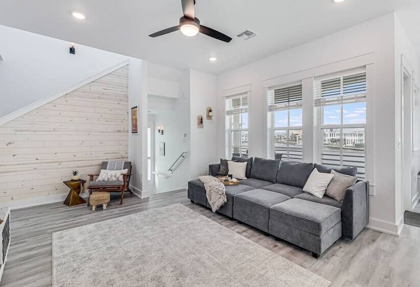 Suns Out Buns Out 113 Tea