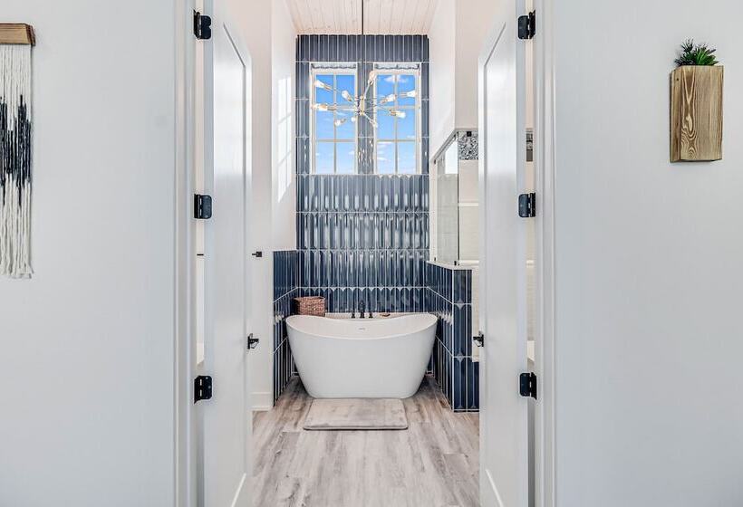 Suns Out Buns Out 113 Tea