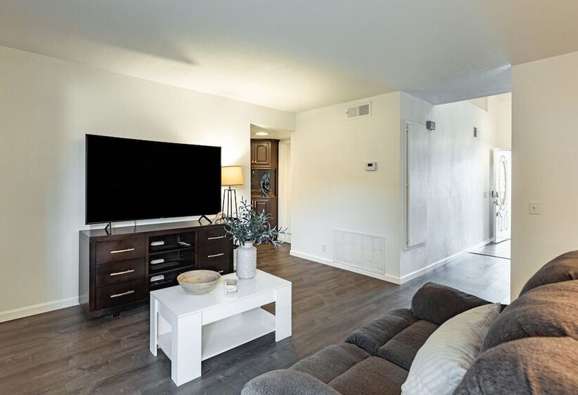 Sweetwater By Avantstay Yard W/ Hottub & Firepit