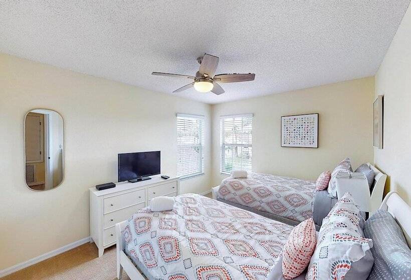 William S Lake Berkley Resort Vacation Home