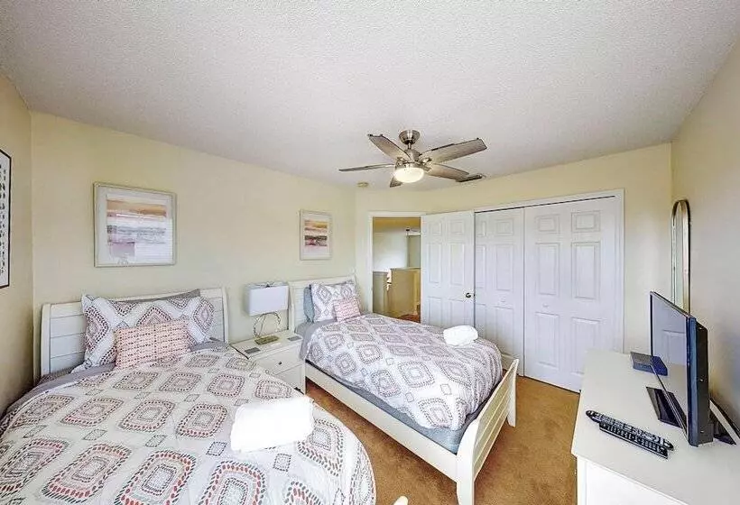 William S Lake Berkley Resort Vacation Home
