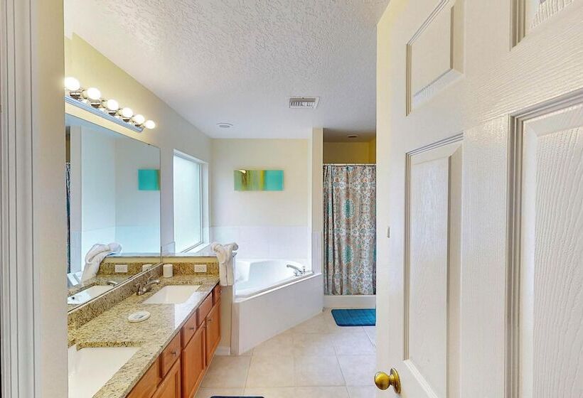 William S Lake Berkley Resort Vacation Home