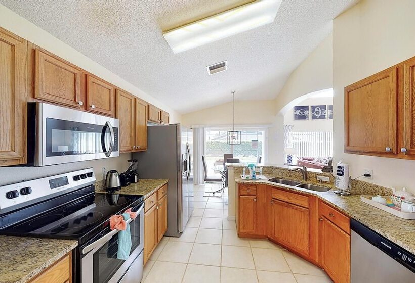 William S Lake Berkley Resort Vacation Home