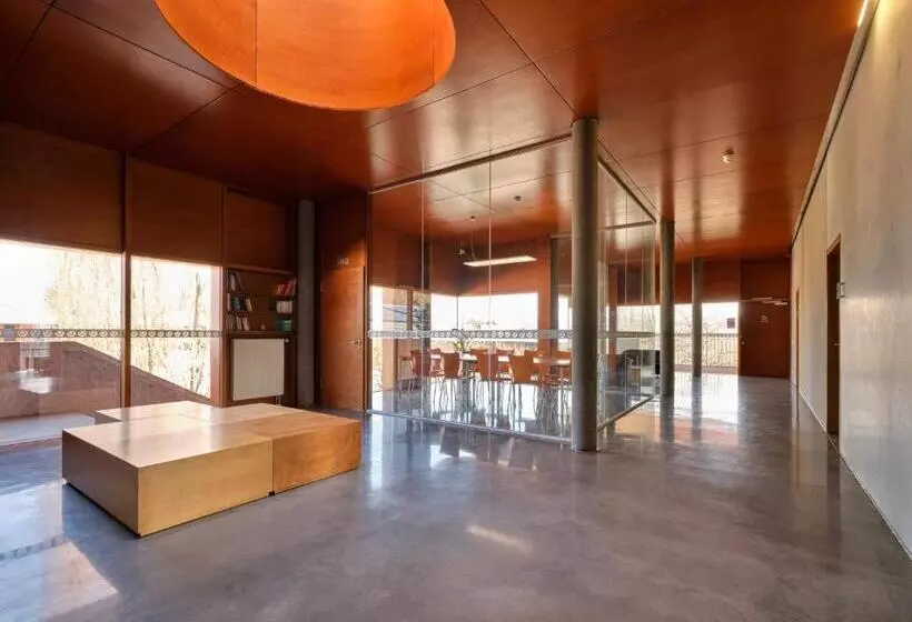 هتل Youth Hostel Schengen / Remerschen