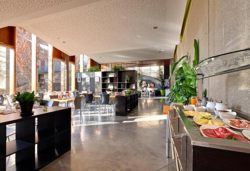 هتل Youth Hostel Schengen / Remerschen