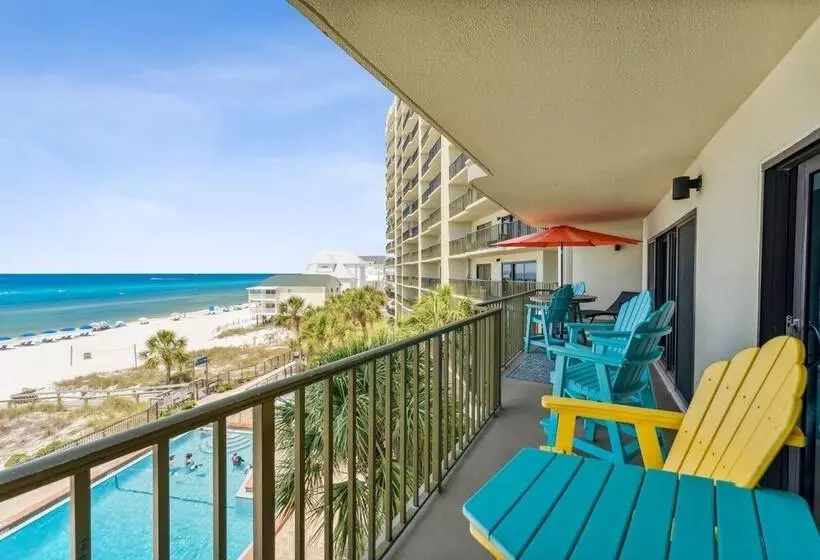 Coral Crush By Avantstay Beachfront + Views!