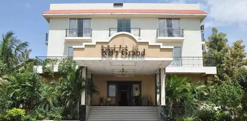 Fabhotel Prime Kbs Grand
