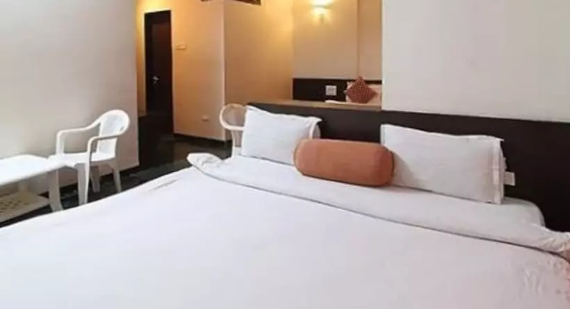 Fabhotel Prime Kbs Grand