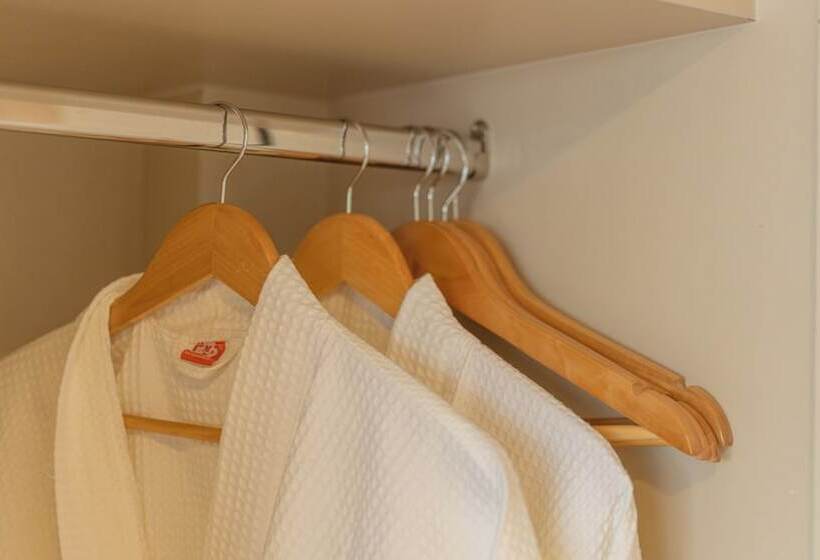 호텔 B2 Surat Thani Boutique & Budget