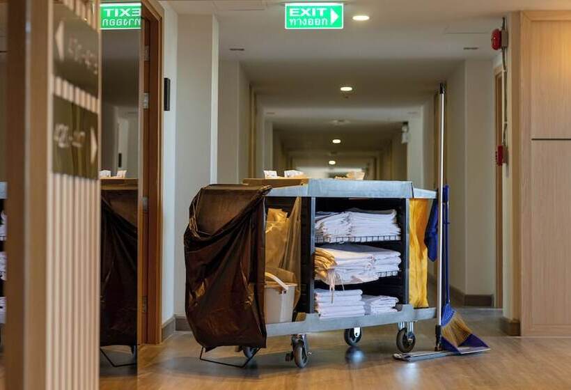 호텔 B2 Surat Thani Boutique & Budget