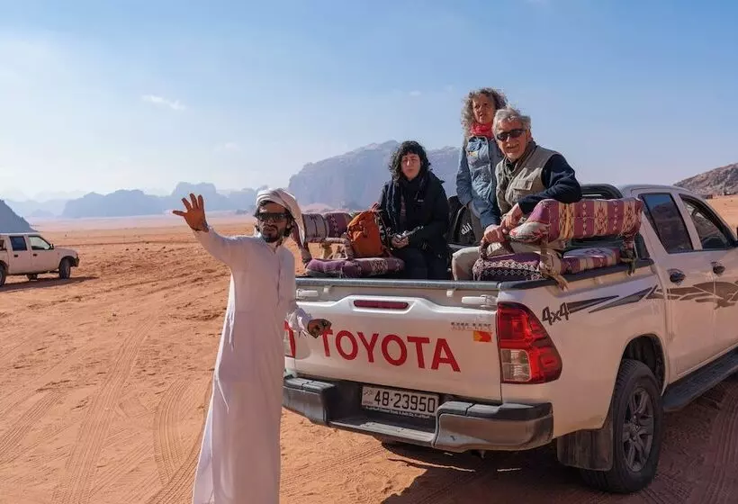 هتل Bedouin Nomdas Adventures