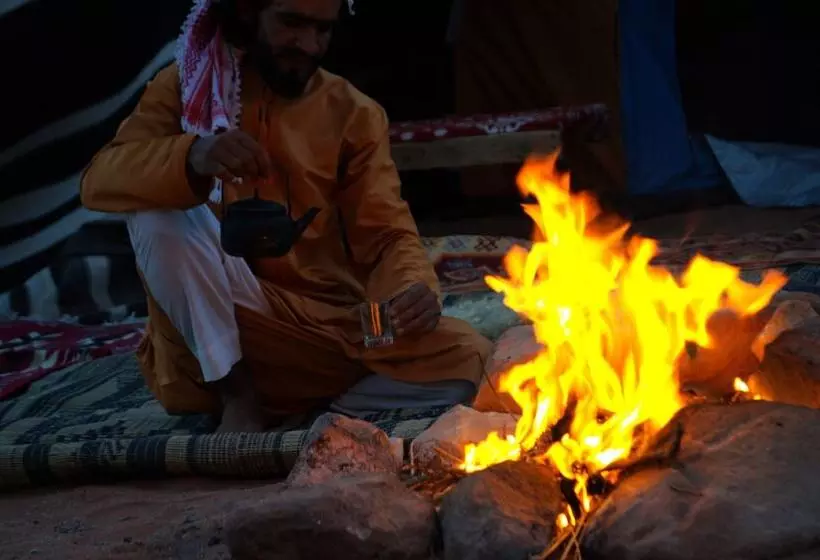 هتل Bedouin Nomdas Adventures