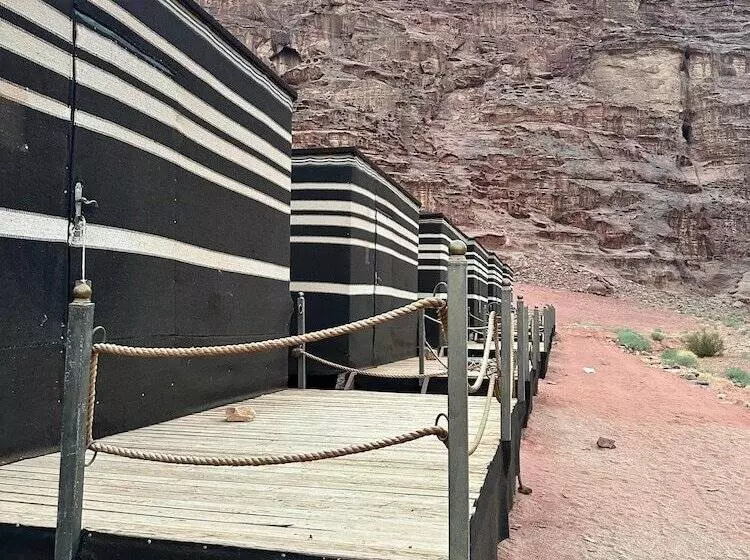 هتل Bedouin Nomdas Adventures